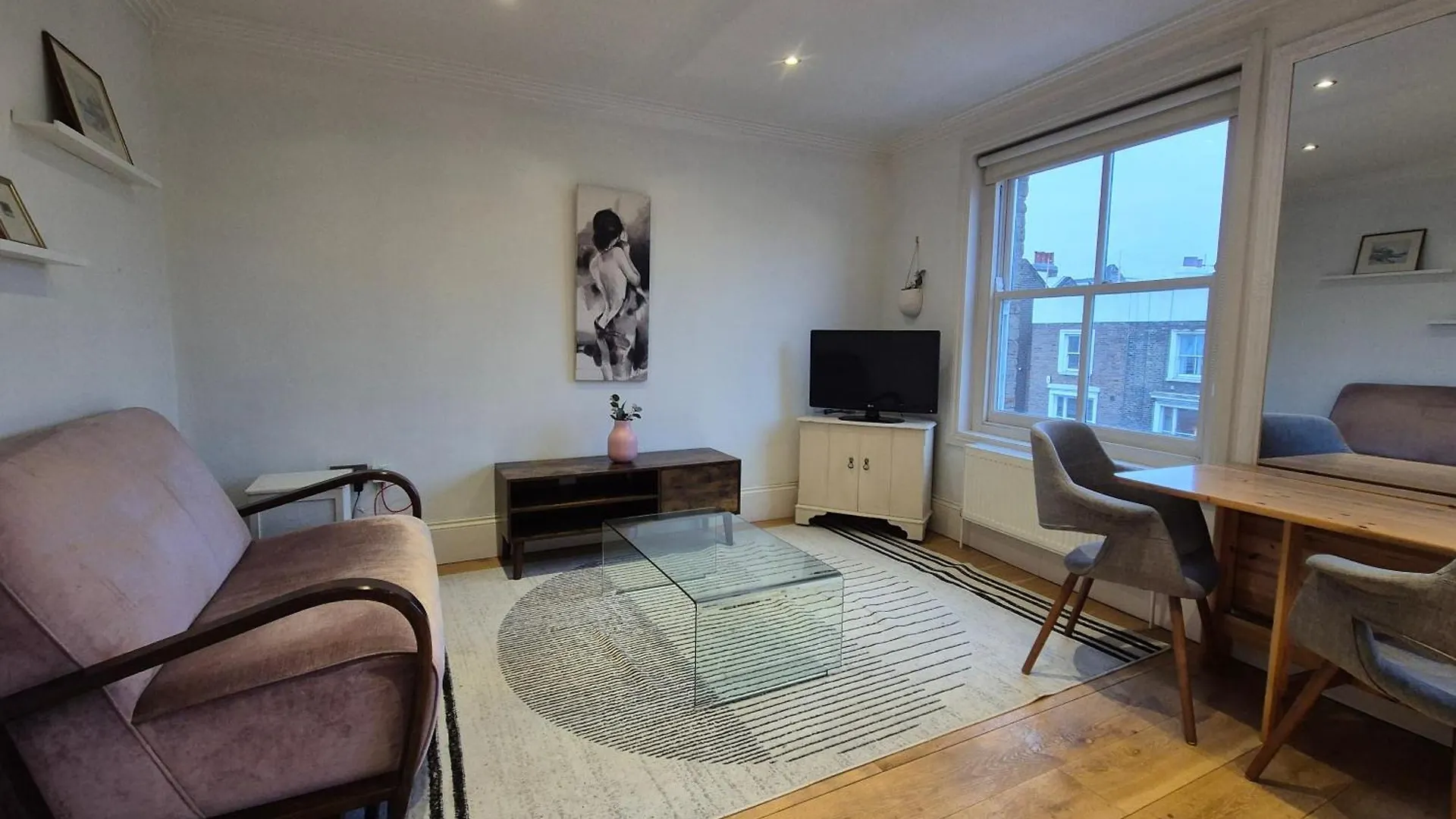 Flat In Dalston Apartment London